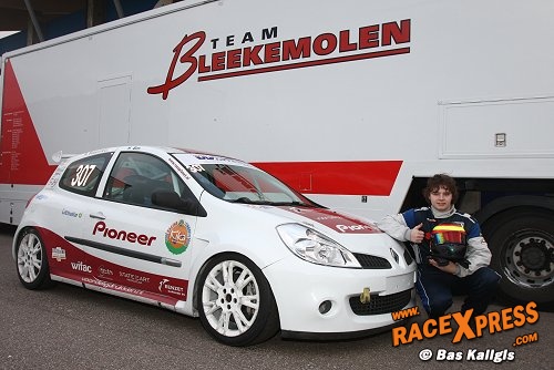 Björn cornelissen in Clio bij Team Bleekemolen